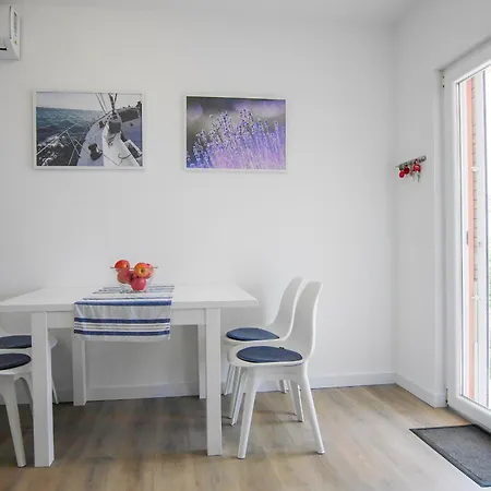 Apartament Lemon Tree Podaca